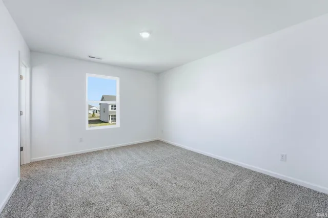 $289,900 | 5040 Beechmont Lane, New Haven, IN 46774