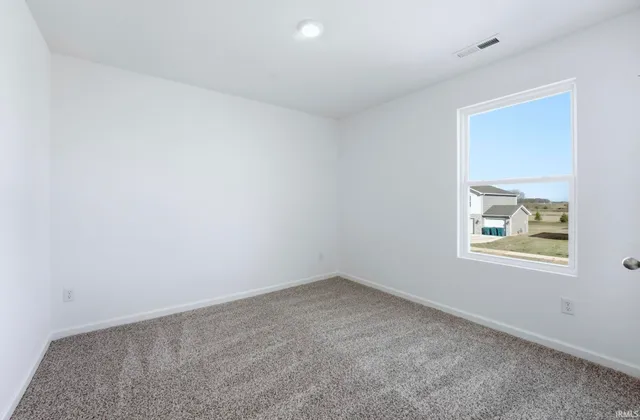 $289,900 | 5040 Beechmont Lane, New Haven, IN 46774