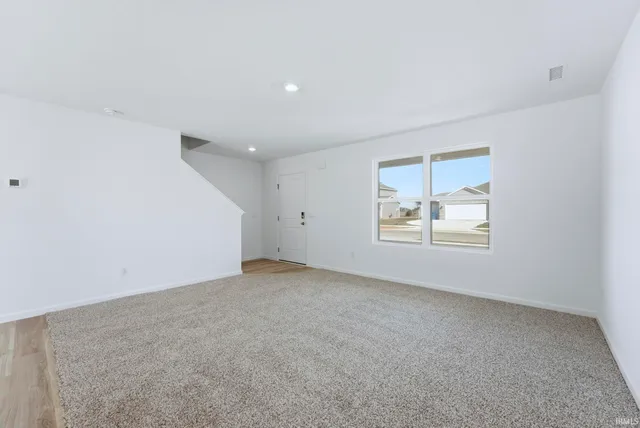 $289,900 | 5040 Beechmont Lane, New Haven, IN 46774