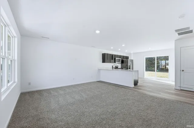 $289,900 | 5040 Beechmont Lane, New Haven, IN 46774