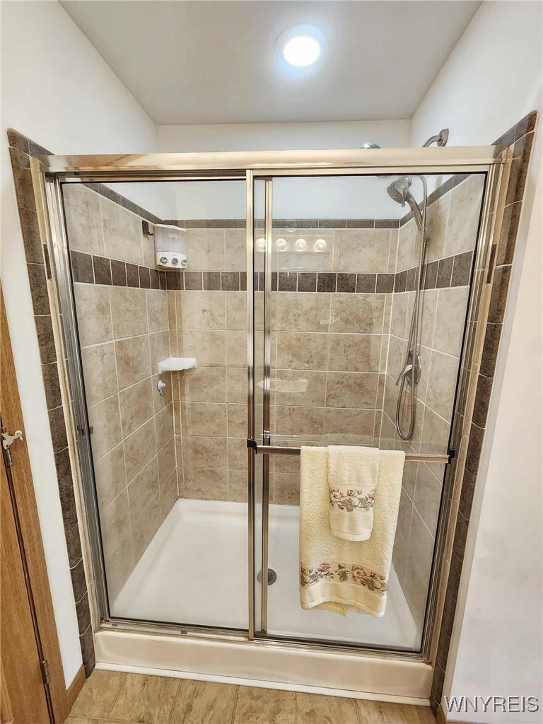 1774 Happy Hollow Road Olean, NY 14760 - Photo 19 of 48 Primary Suite Bathroom - Double-wide