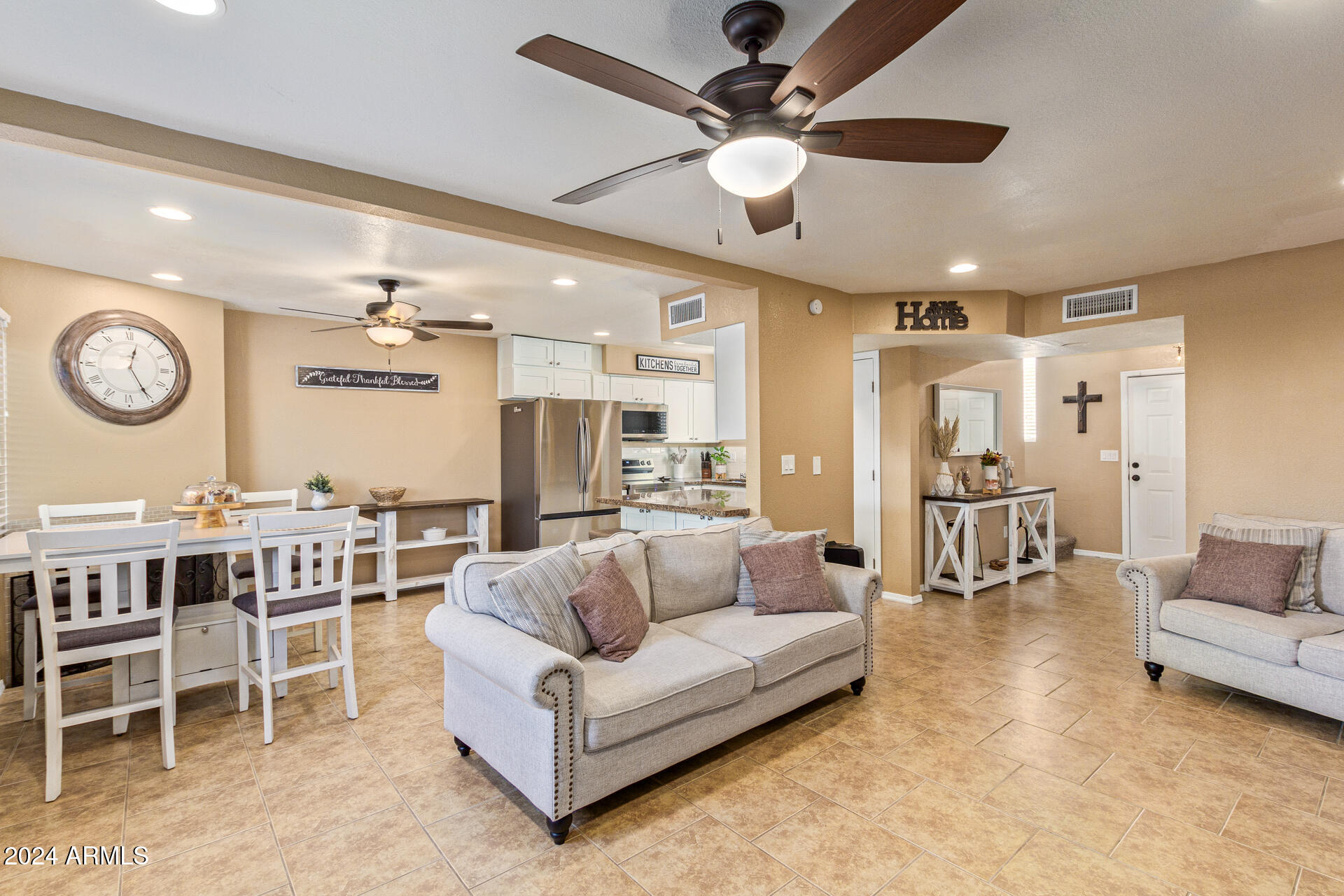 408 East Pecan Road Phoenix, AZ 85040 - Photo 15 of 40 0016-14-Pecan