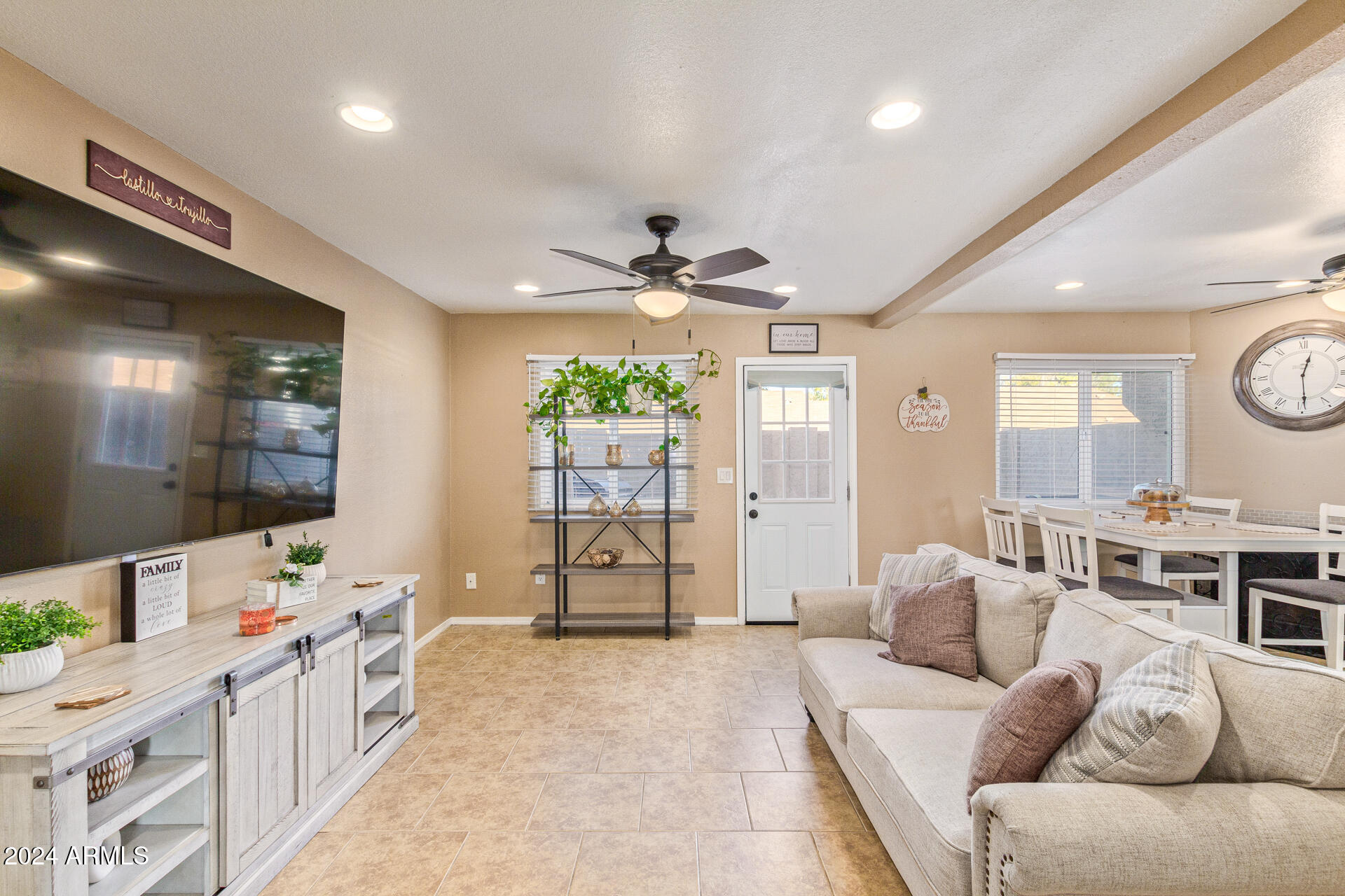 408 East Pecan Road Phoenix, AZ 85040 - Photo 17 of 40 0020-18-Pecan