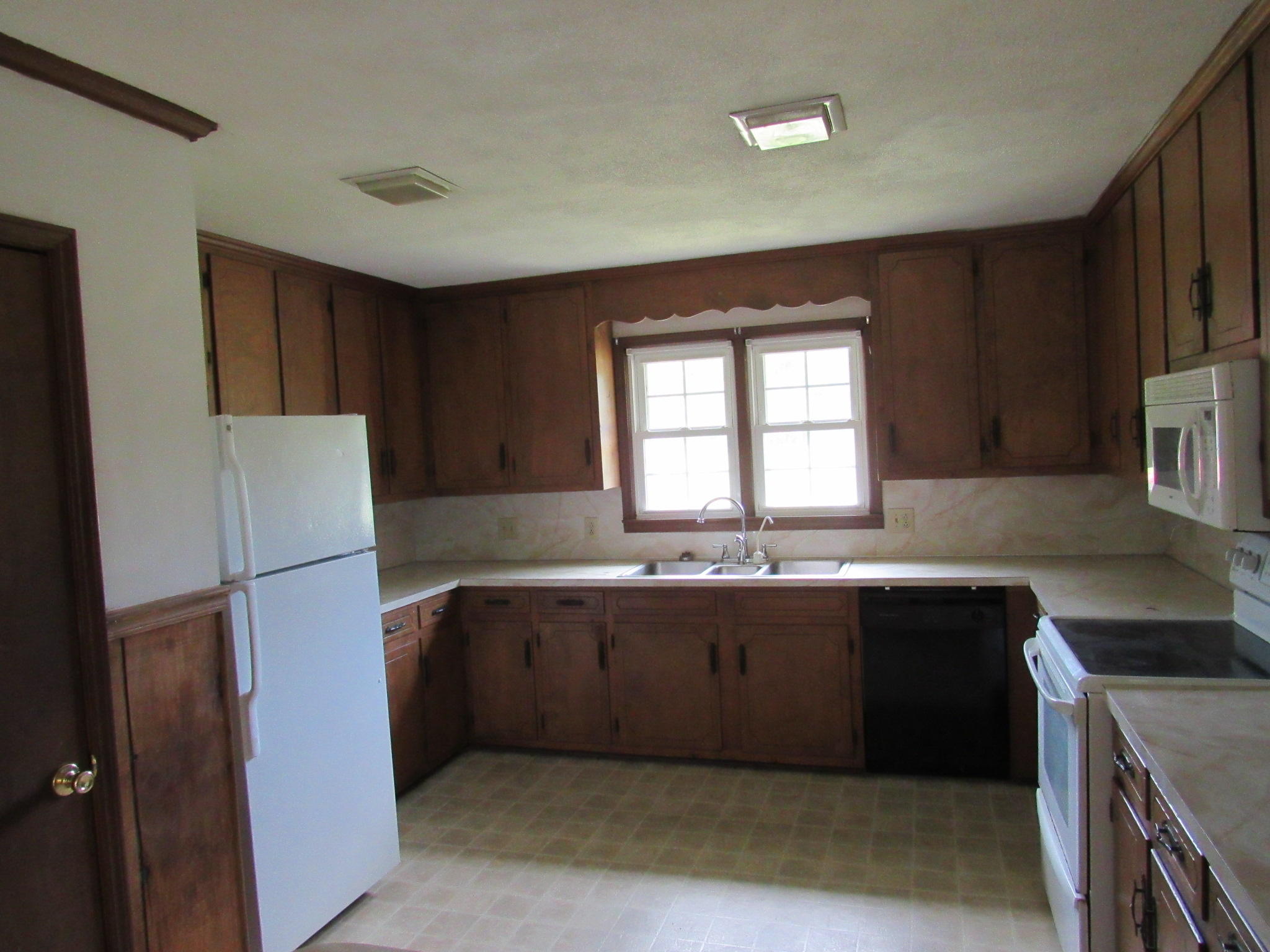 164 2 Branch Road Rockingham, NC 28379 - Photo 8 of 16 IMG_0670