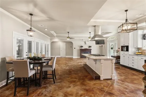 $449,000 | 102 Bayou Estates Drive, Des Allemands, LA 70030