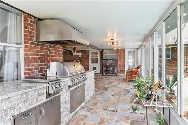 $449,000 | 102 Bayou Estates Drive, Des Allemands, LA 70030