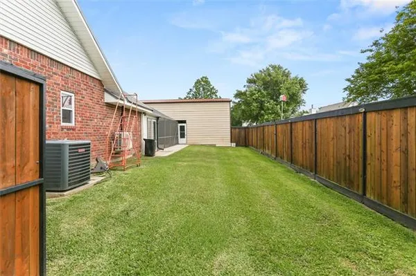 $449,000 | 102 Bayou Estates Drive, Des Allemands, LA 70030