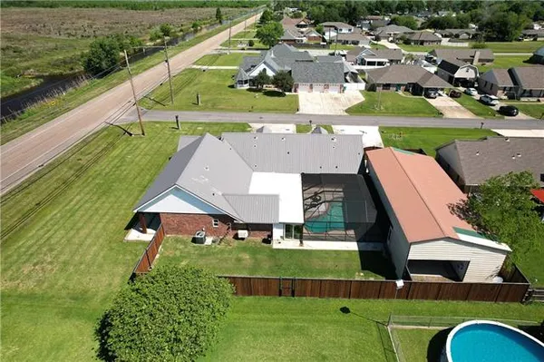 $449,000 | 102 Bayou Estates Drive, Des Allemands, LA 70030