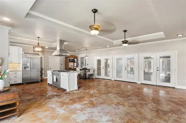 $449,000 | 102 Bayou Estates Drive, Des Allemands, LA 70030