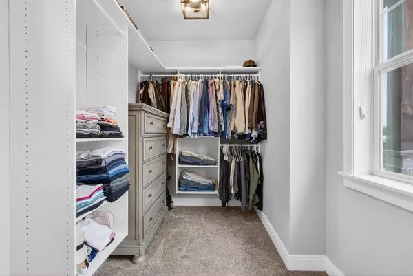 $1,149,900 | 692 Blackberry Court, Oneida, WI 54155