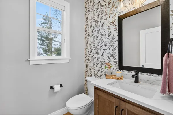 $1,149,900 | 692 Blackberry Court, Oneida, WI 54155