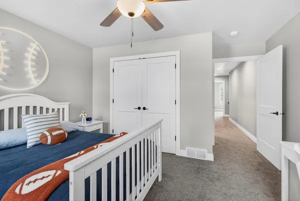 $1,149,900 | 692 Blackberry Court, Oneida, WI 54155