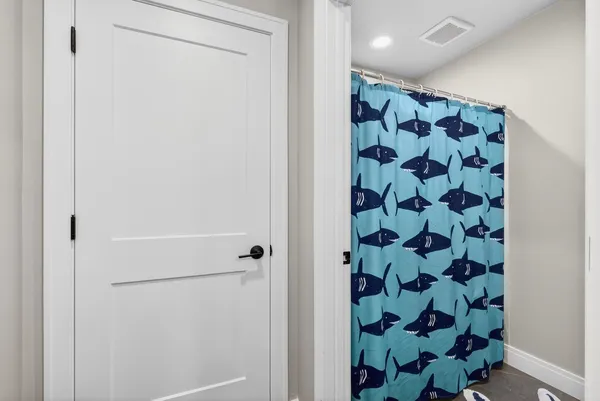 $1,149,900 | 692 Blackberry Court, Oneida, WI 54155