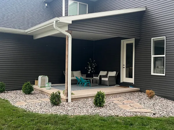 $1,149,900 | 692 Blackberry Court, Oneida, WI 54155