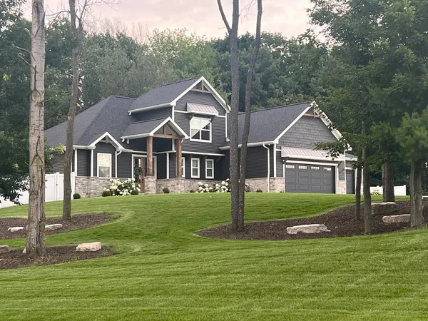 $1,149,900 | 692 Blackberry Court, Oneida, WI 54155