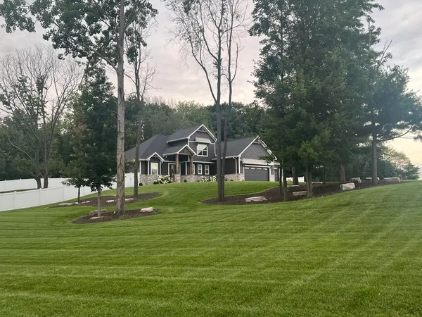 $1,149,900 | 692 Blackberry Court, Oneida, WI 54155