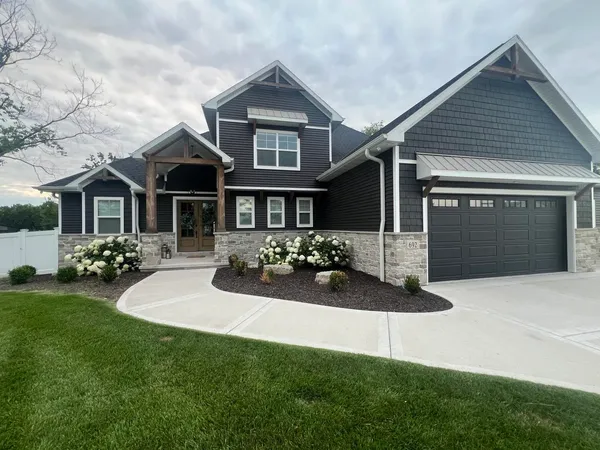 $1,149,900 | 692 Blackberry Court, Oneida, WI 54155