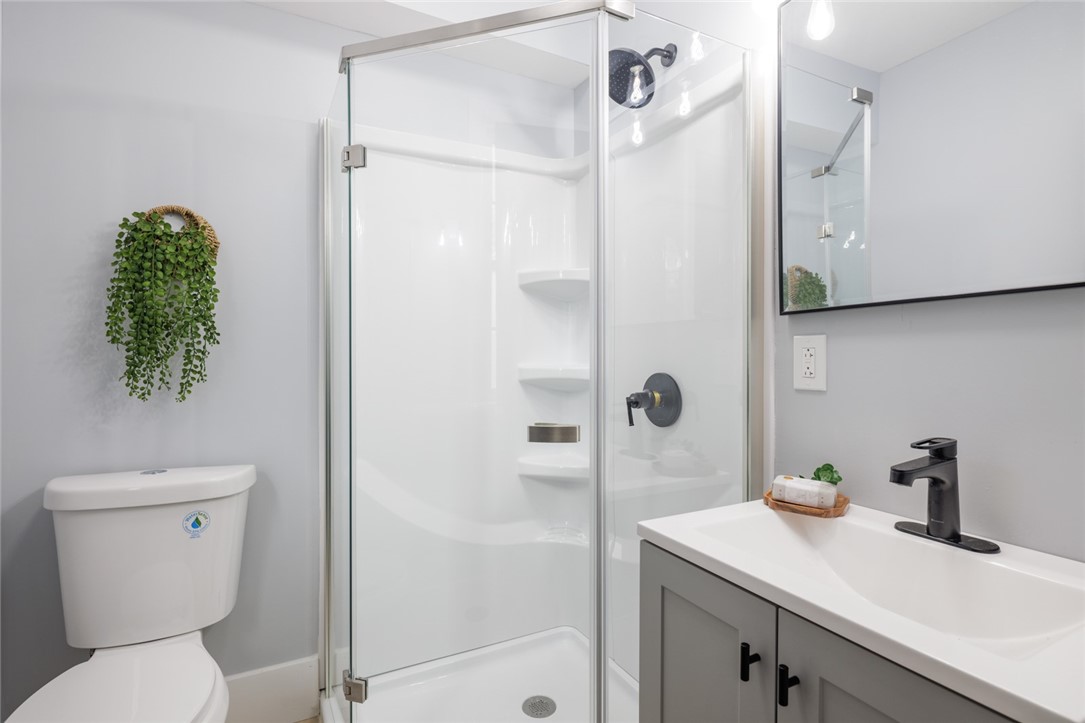 353 Sawyer Street Rochester, NY 14619 - Photo 24 of 34