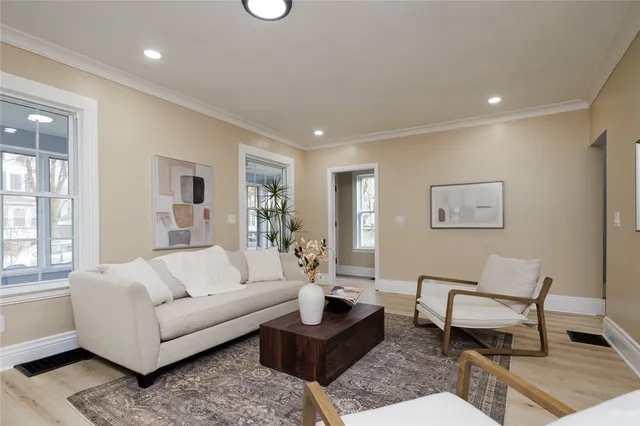 $224,500 | 353 Sawyer Street, Rochester, NY 14619