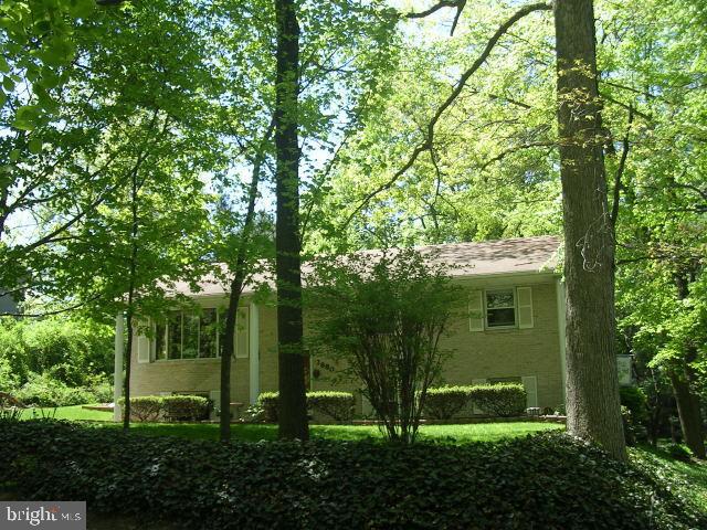 2880 Spring Valley Road Lancaster, PA 17601 - Photo 1 of 6 Gallery Image 1