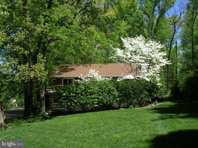 2880 Spring Valley Road Lancaster, PA 17601 - Photo 3 of 6 Gallery Image 3