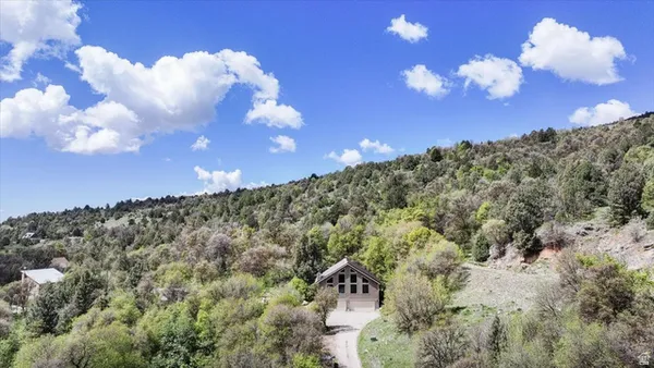 $888,500 | 7203 East Cub River Road, Preston, ID 83263