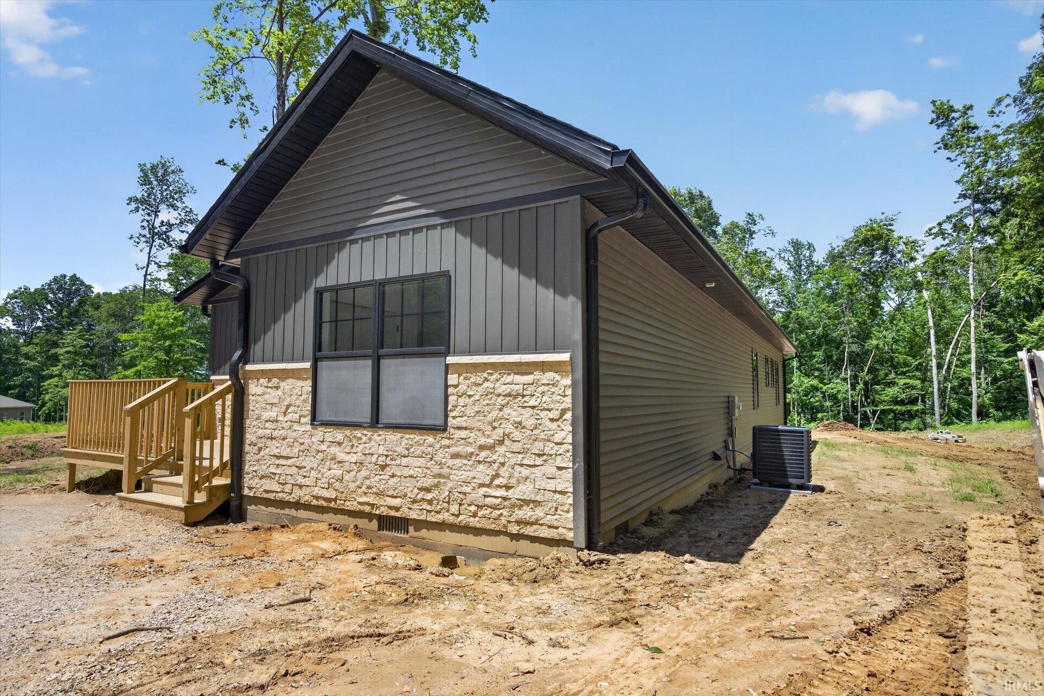 2191 Shepard Patrick Road Spencer, IN 47460 - Photo 2 of 35