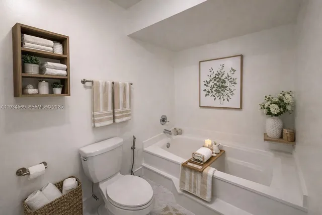 $760,000 | Marbella Park, Hialeah, FL 33015