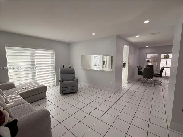 $760,000 | Marbella Park, Hialeah, FL 33015