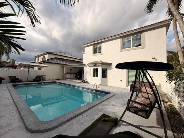 $760,000 | Marbella Park, Hialeah, FL 33015