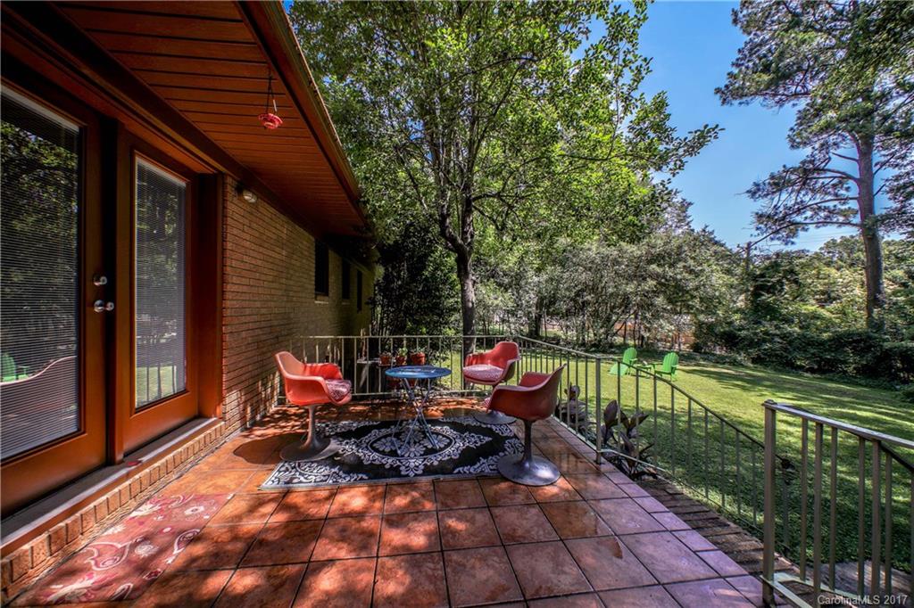 811 Lansdowne Road, Unit L3 Charlotte, NC 28270 - Photo 21 of 23 Gallery Image 21