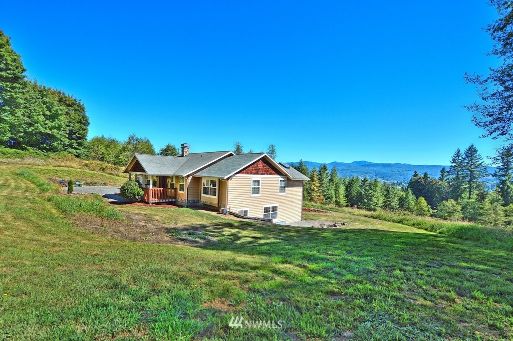 215 Bowen Road Mossyrock, WA 98564 - Photo 2 of 23 Gallery Image 2