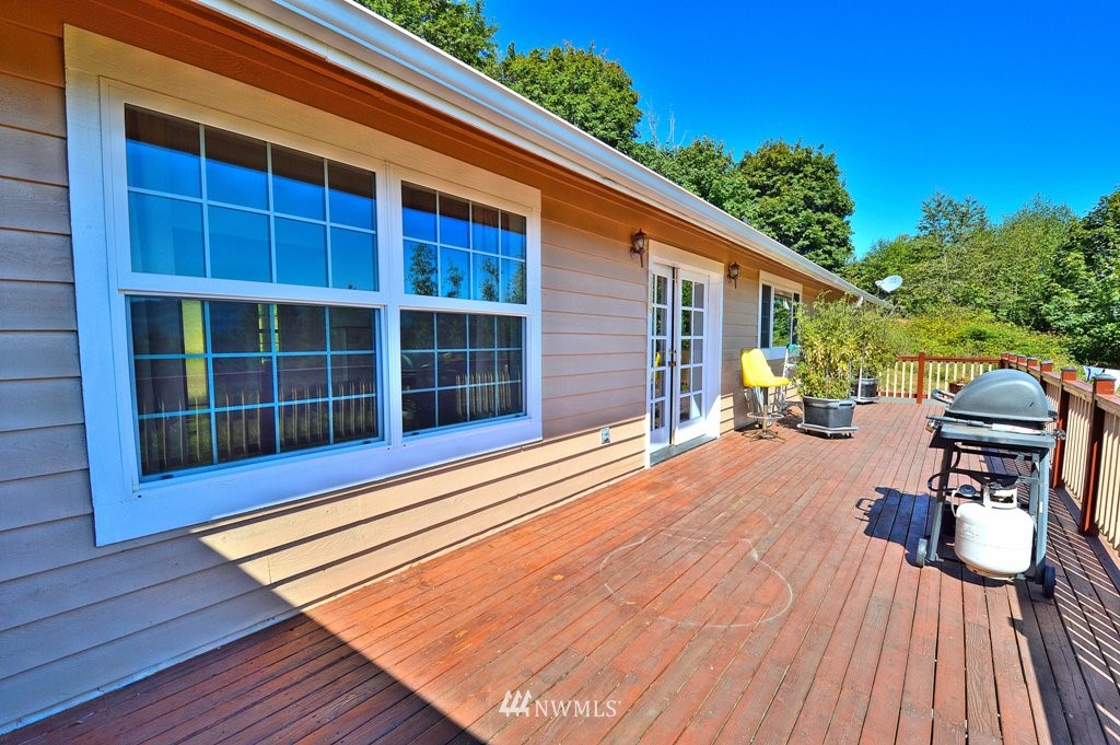215 Bowen Road Mossyrock, WA 98564 - Photo 3 of 23 Gallery Image 3
