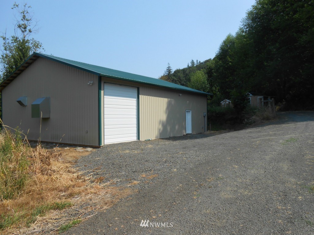 215 Bowen Road Mossyrock, WA 98564 - Photo 5 of 23 Gallery Image 5
