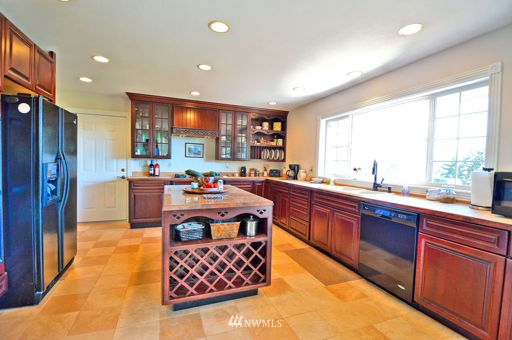215 Bowen Road Mossyrock, WA 98564 - Photo 6 of 23 Gallery Image 6