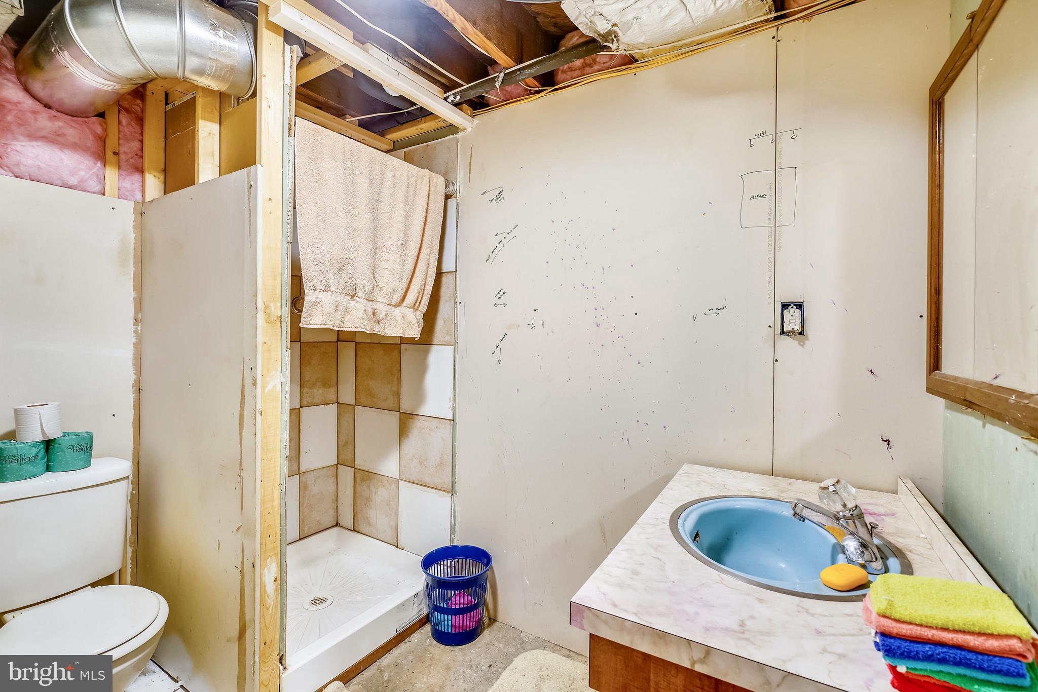 960 Point Pleasant Road, Unit U Glen Burnie, MD 21060 - Photo 20 of 36 Lower level Full Bath