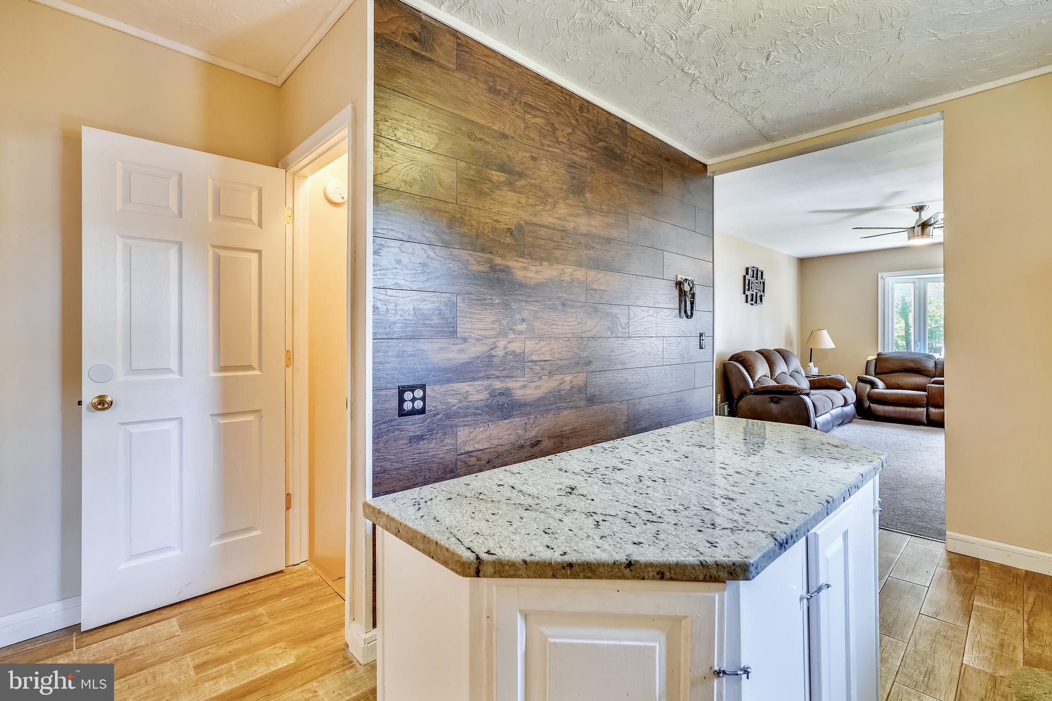 960 Point Pleasant Road, Unit U Glen Burnie, MD 21060 - Photo 8 of 36 Kitchen