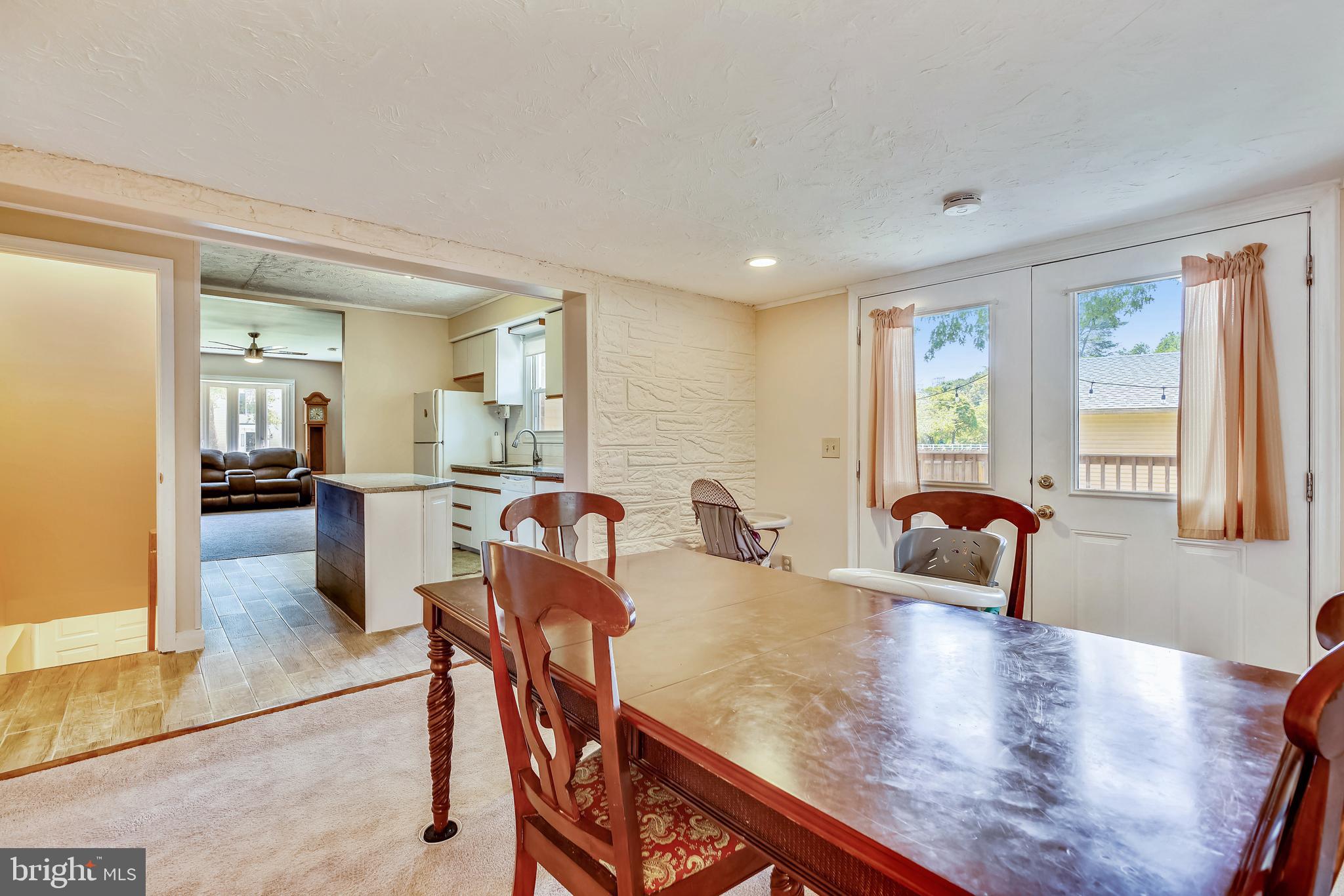 960 Point Pleasant Road, Unit U Glen Burnie, MD 21060 - Photo 9 of 36 Dinning Room