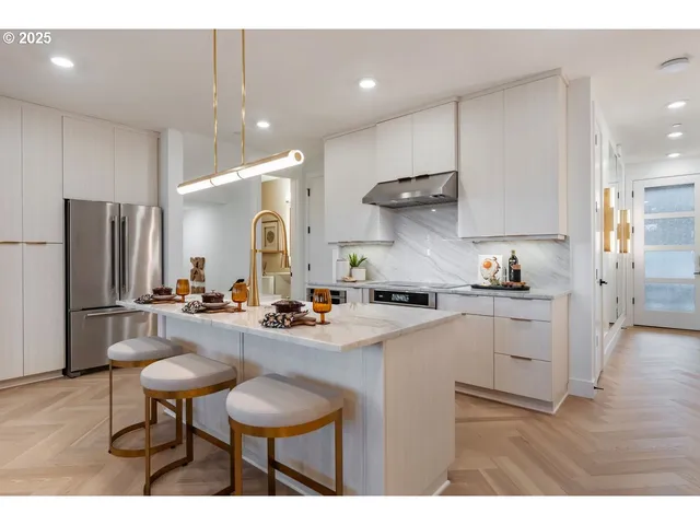 $712,000 | 3991 Northwest 64th Avenue, Unit L 23, Camas, WA 98607