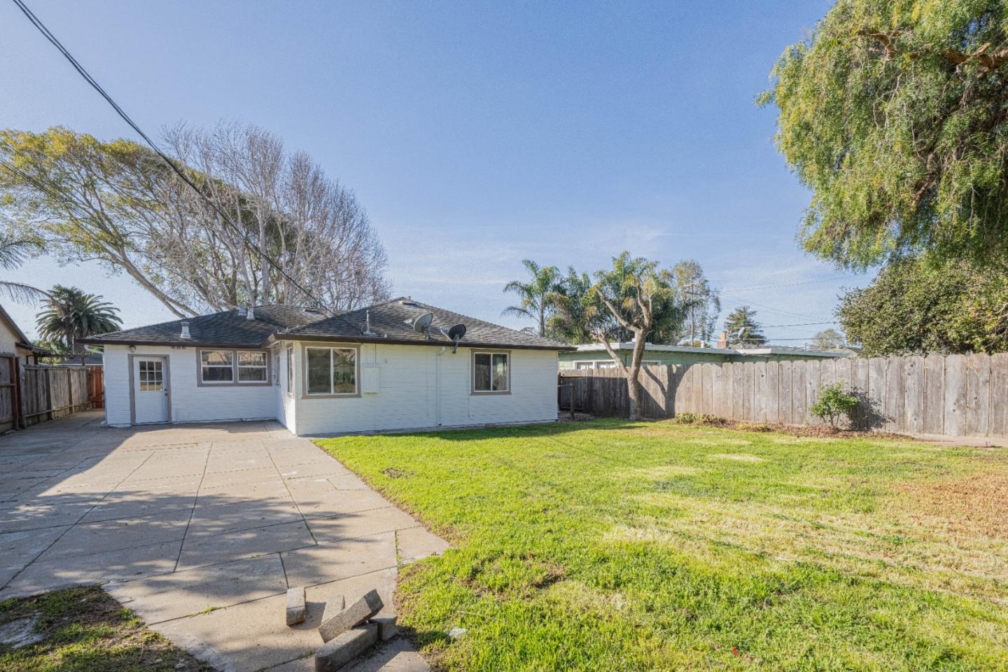 323 Chaparral Street Salinas, CA 93906 - Photo 33 of 35