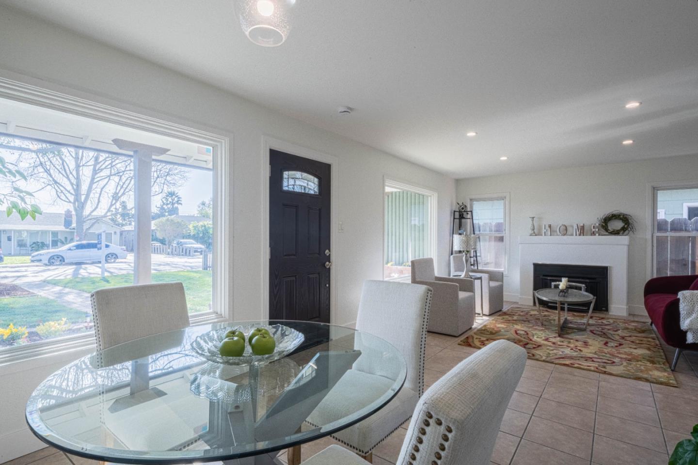 323 Chaparral Street Salinas, CA 93906 - Photo 10 of 35