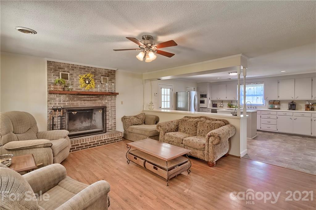 3739 Old Georgetown Road West Kershaw, SC 29067 - Photo 7 of 32 Gallery Image 7