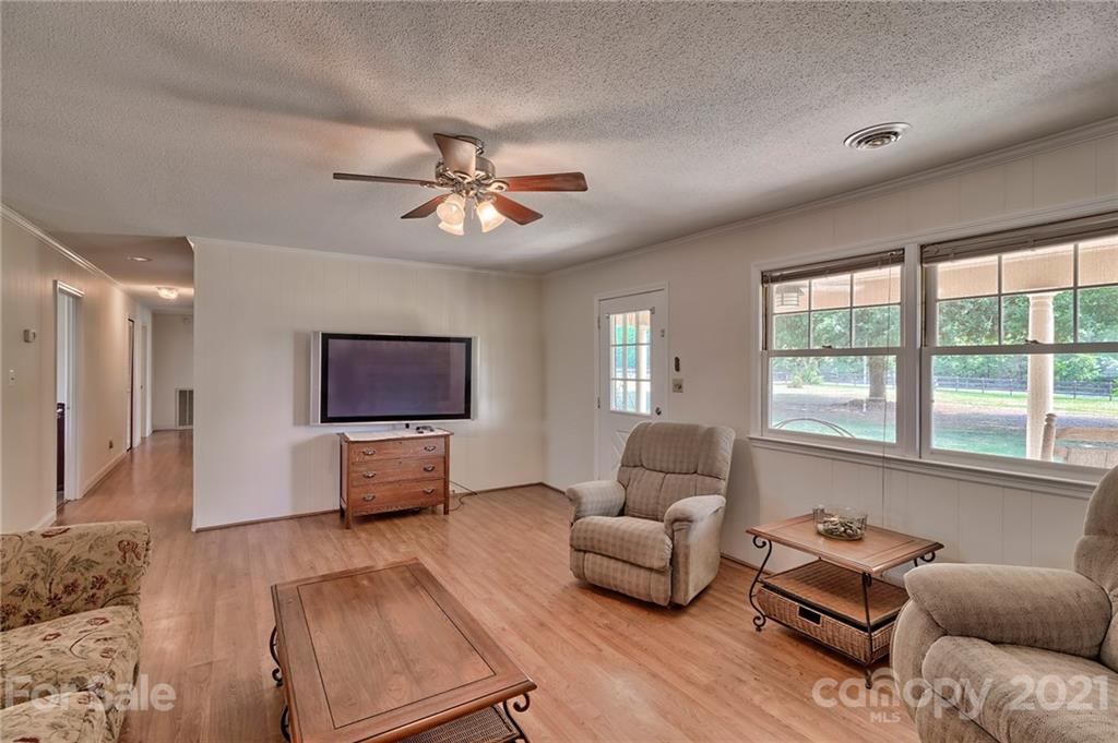 3739 Old Georgetown Road West Kershaw, SC 29067 - Photo 8 of 32 Gallery Image 8