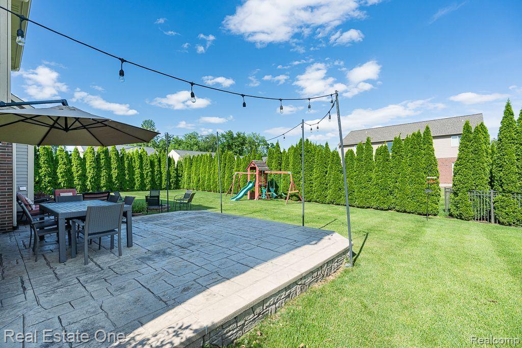 985 Monterey Ln. Rochester Hills, MI 48307 - Photo 10 of 54