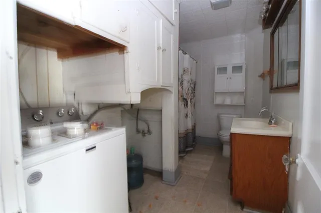 $55,000 | 260 South Munday Avenue, Munday, TX 76371