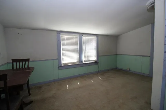 $55,000 | 260 South Munday Avenue, Munday, TX 76371