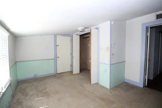 $55,000 | 260 South Munday Avenue, Munday, TX 76371