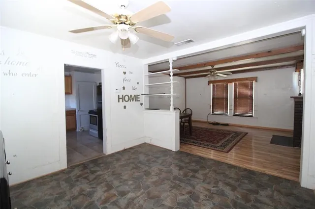 $55,000 | 260 South Munday Avenue, Munday, TX 76371