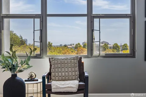 $735,000 | 1001 46th Street, Unit 508, Emeryville, CA 94608