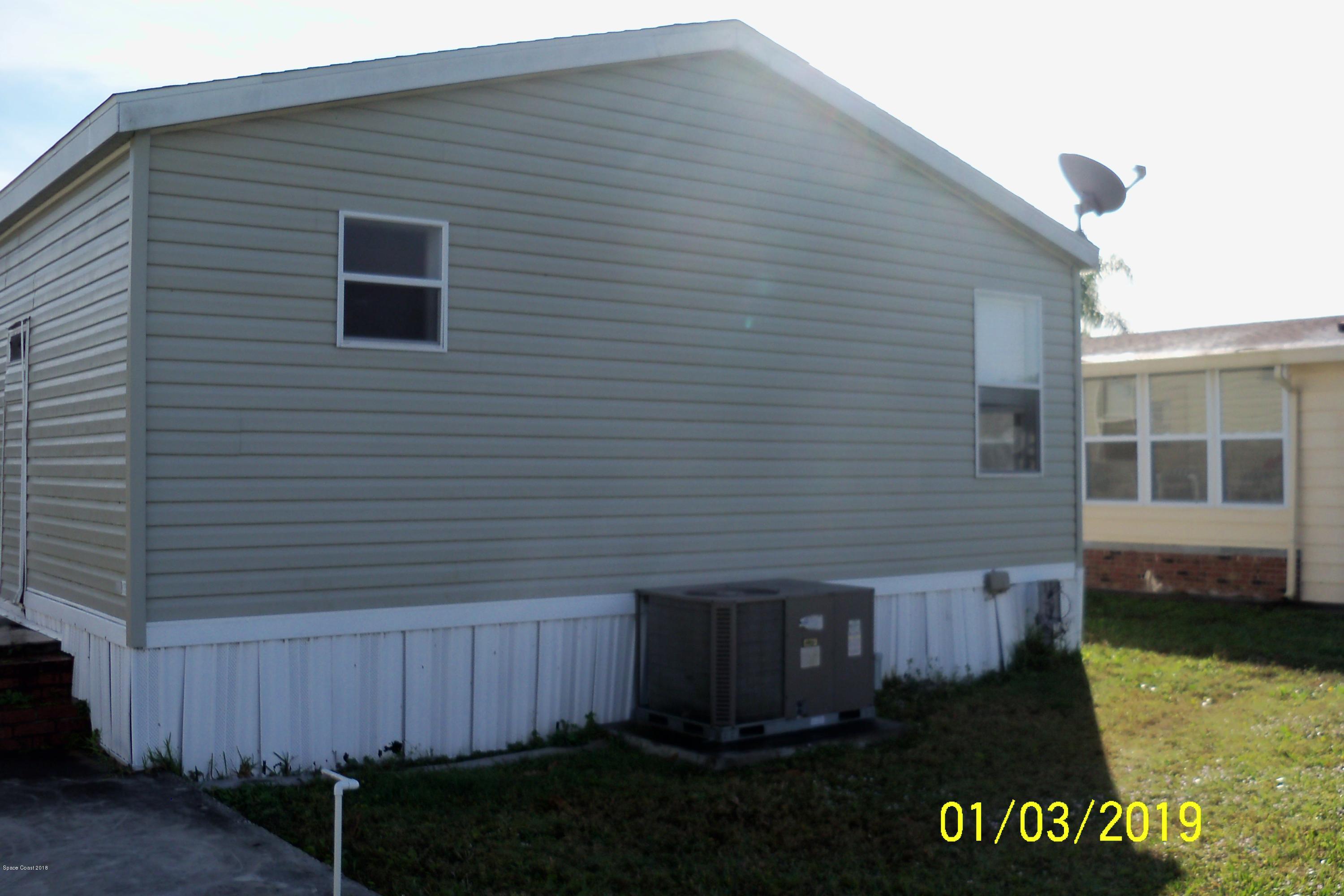 1972 Seagrape Street Northeast Palm Bay, FL 32905 - Photo 4 of 7 101_0995